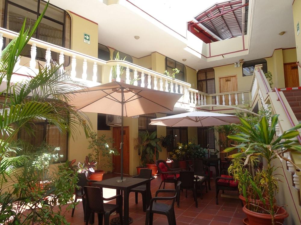 Hotel Red Booby Puerto Ayora  Exterior foto