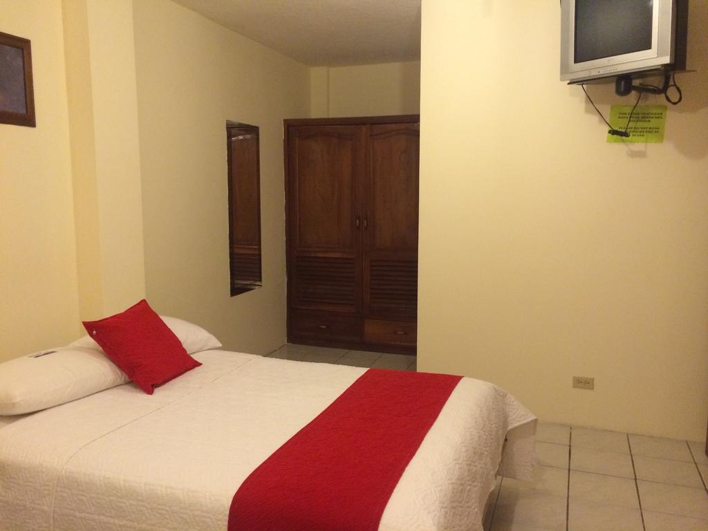 Hotel Red Booby Puerto Ayora  Habitación foto
